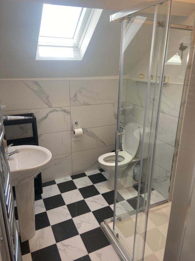 Bed and Breakfast Adams Townhouse Дингл Экстерьер фото